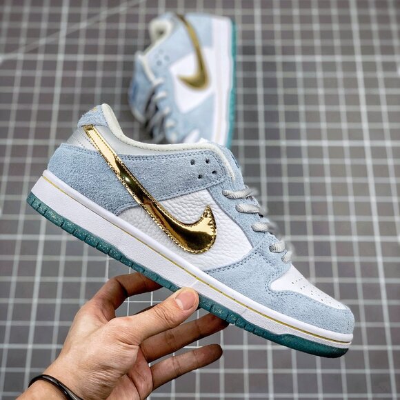 Nike SB Dunk Low Sean Cliver - Picture 4 of 9